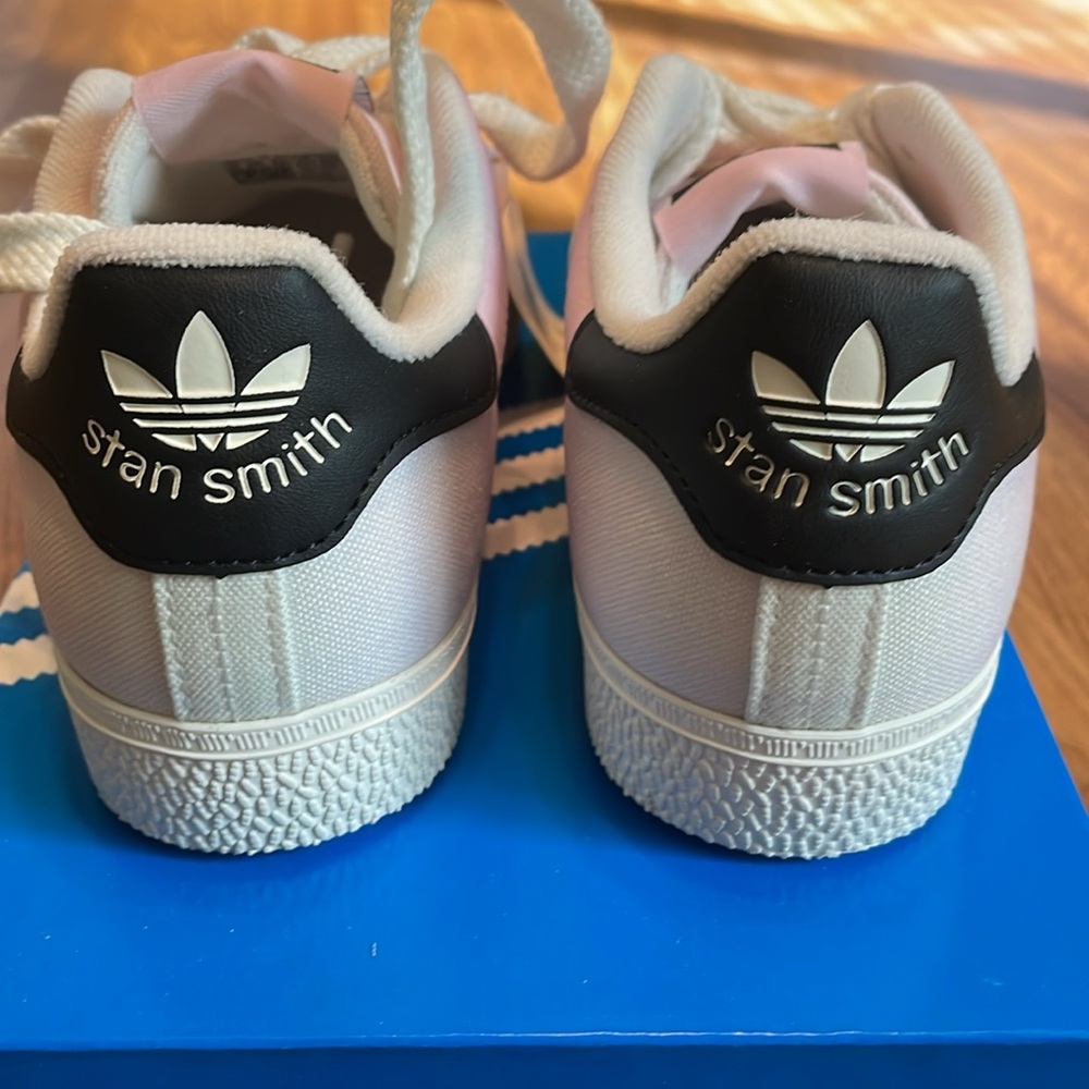 Adidas Sam smith ombré sneakers men’s 6 womens 7.5 nwt - Picture 2 of 3